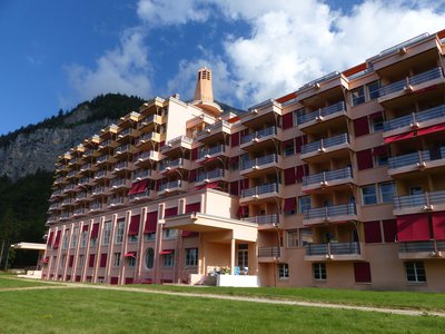 Sanatorium Martel de Janville à Passy, visible depuis le mont Lachat.